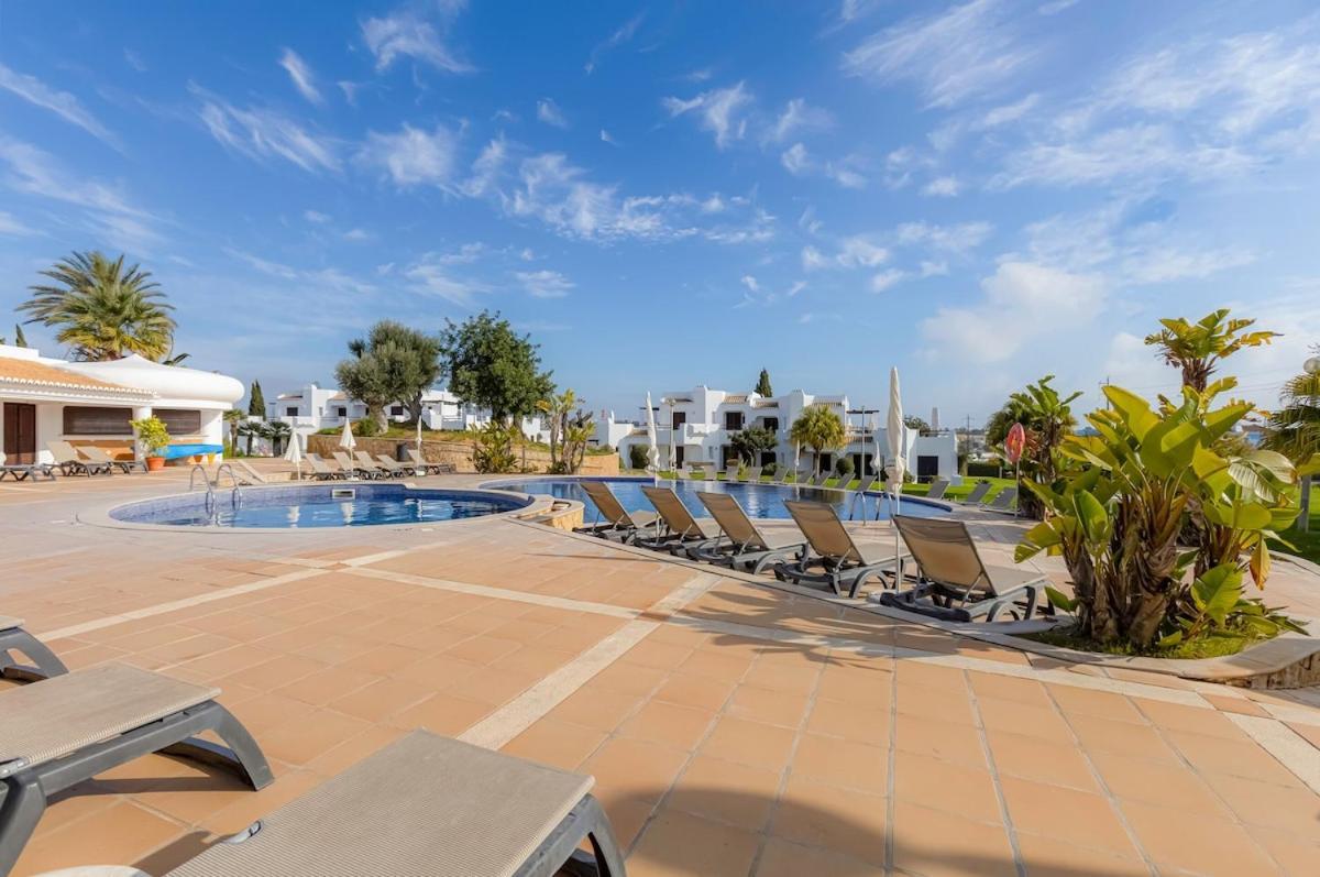 Club - 2 Bedroom Apartment, Air Conditioning And Swimming Pools Albufeira