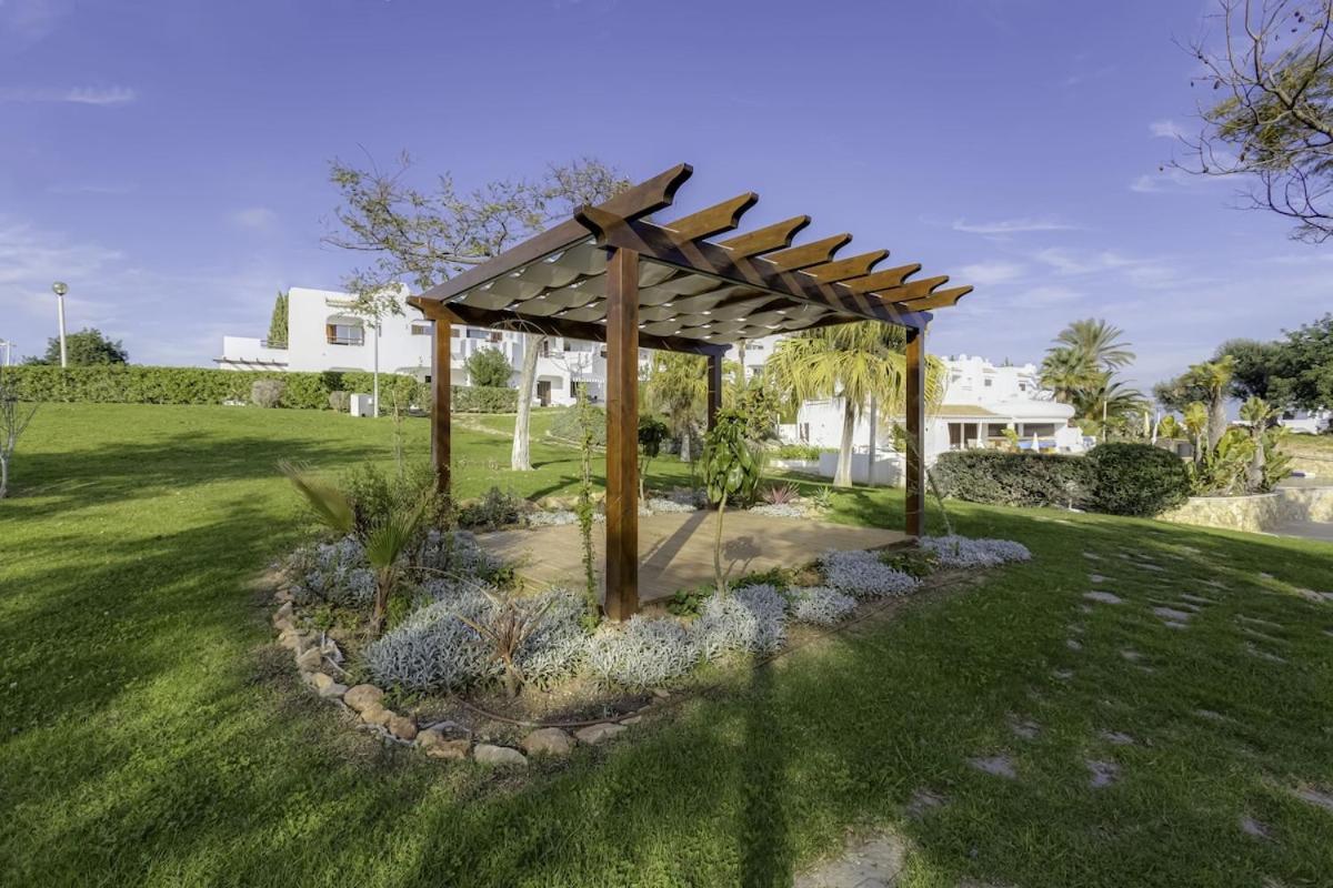 Apartamento Club - 2 Bedroom Apartment, Air Conditioning And Swimming Pools