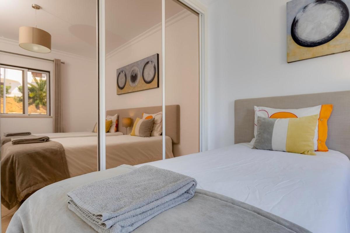 Apartamento Club - 2 Bedroom Apartment, Air Conditioning And Swimming Pools *