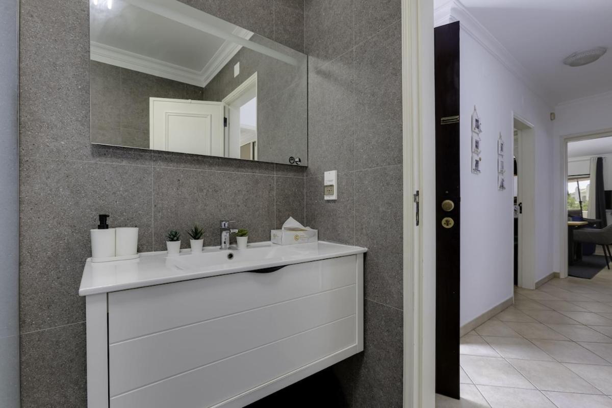Club - 2 Bedroom Apartment, Air Conditioning And Swimming Pools Apartamento Albufeira